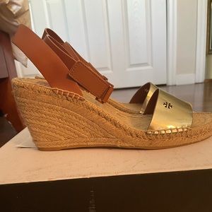 Tory Burch Bima Two-tone Leather Wedge Espadrille Sandals. Great condition